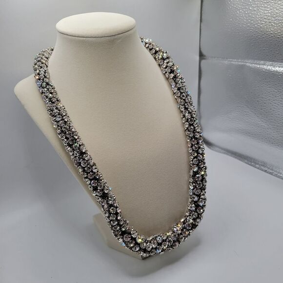 Neiman Marcus rhinestone rope magnetic closure necklace NWT - Picture 2 of 10